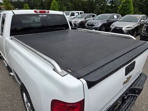 Used 2011 Chevrolet Silverado 1500 LS RWD image 10