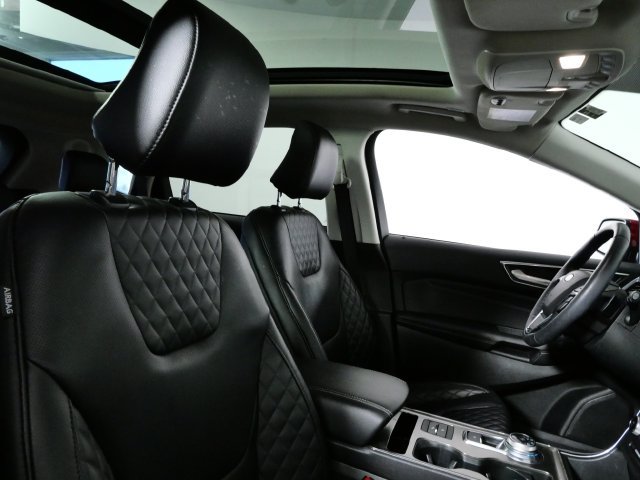 Certified 2024 Ford Edge Titanium w/ Equipment Group 301A AWD/4WD image 13
