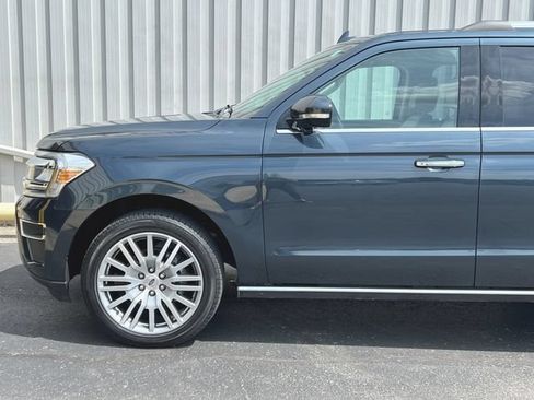 Used 2023 Ford Expedition Limited AWD/4WD image 33