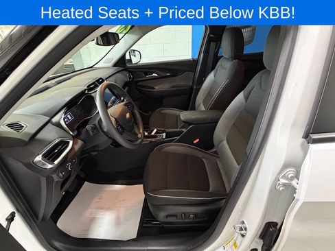Used 2023 Chevrolet TrailBlazer LT w/ Convenience Package FWD image 14