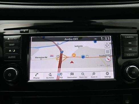 Used 2022 Nissan Rogue Sport SL w/ Premium Package image 18