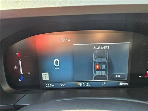 New 2025 Ford Maverick Lariat w/ Black Appearance Package image 10