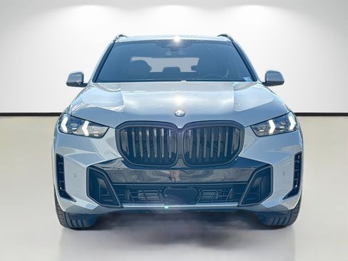 New 2026 BMW X5 xDrive40i w/ M Sport Package AWD/4WD image 8