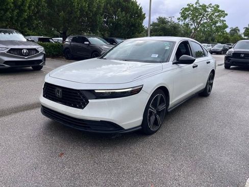 Used 2024 Honda Accord Sport image 7