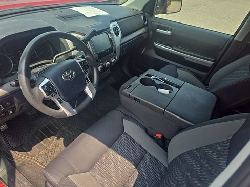 Used 2020 Toyota Tundra SR5 AWD/4WD image 12