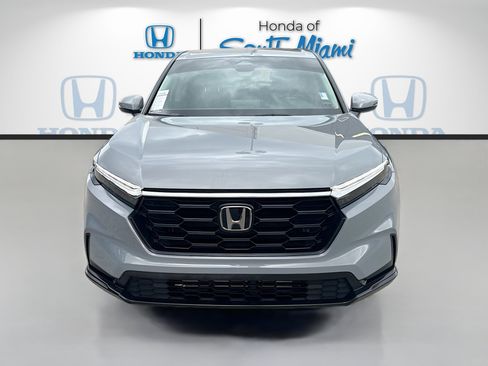Certified 2025 Honda CR-V LX image 2