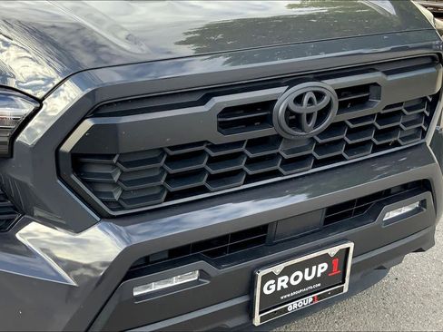Used 2024 Toyota Tacoma TRD Sport RWD image 29