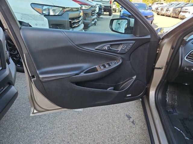 Used 2024 Chevrolet Malibu LT FWD image 21