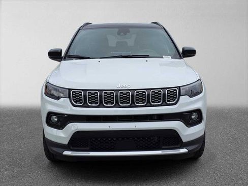Used 2025 Jeep Compass Limited AWD/4WD image 8