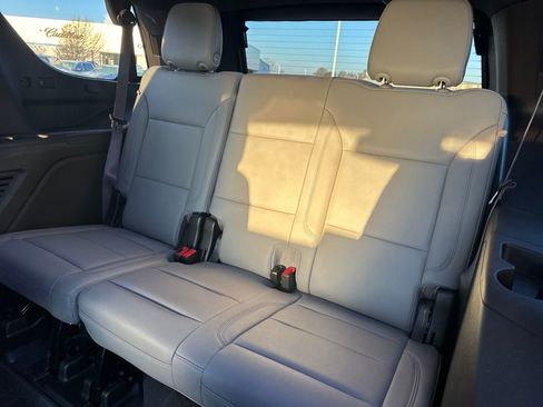 Used 2024 Chevrolet Tahoe Z71 w/ Z71 Off-Road Package image 11