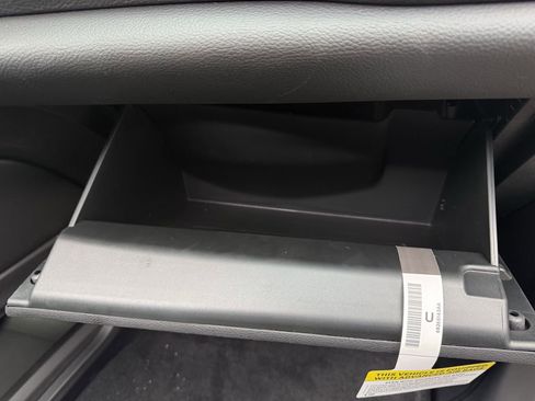 New 2026 Chrysler Pacifica Limited w/ S Appearance Package image 39