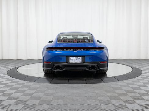 Used 2026 Porsche 911 Carrera T RWD image 6