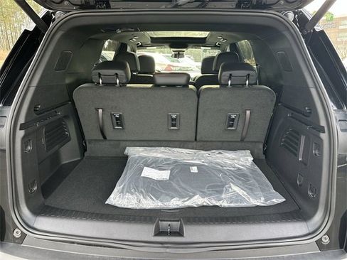 Used 2025 Chevrolet Traverse Z71 w/ Driver Confidence Package image 26