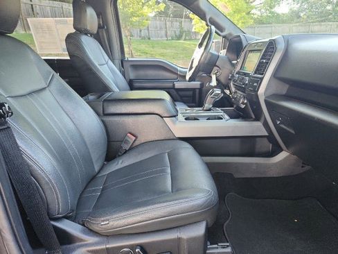 Used 2018 Ford F150 XLT w/ Equipment Group 302A Luxury AWD/4WD image 44