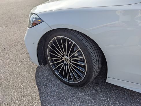 Used 2022 Mercedes-Benz C 300 Sedan image 31