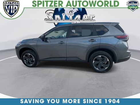 Used 2024 Nissan Rogue SV image 6