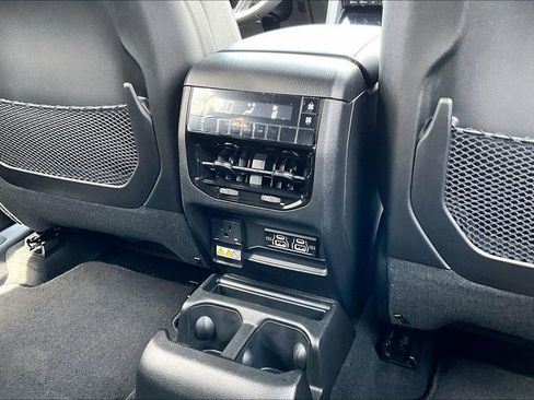 New 2026 Jeep Grand Cherokee L Laredo image 20