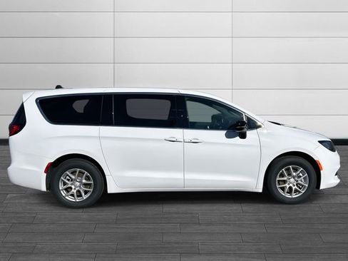New 2026 Chrysler Voyager LX image 2