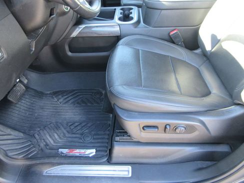 Certified 2021 Chevrolet Silverado 1500 LTZ w/ LTZ Premium Package image 25