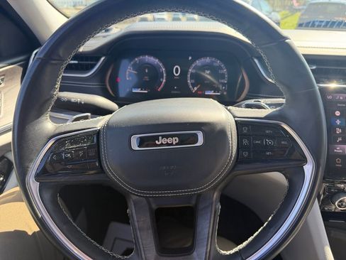 Used 2021 Jeep Grand Cherokee L Overland w/ Luxury Tech Group IV image 15