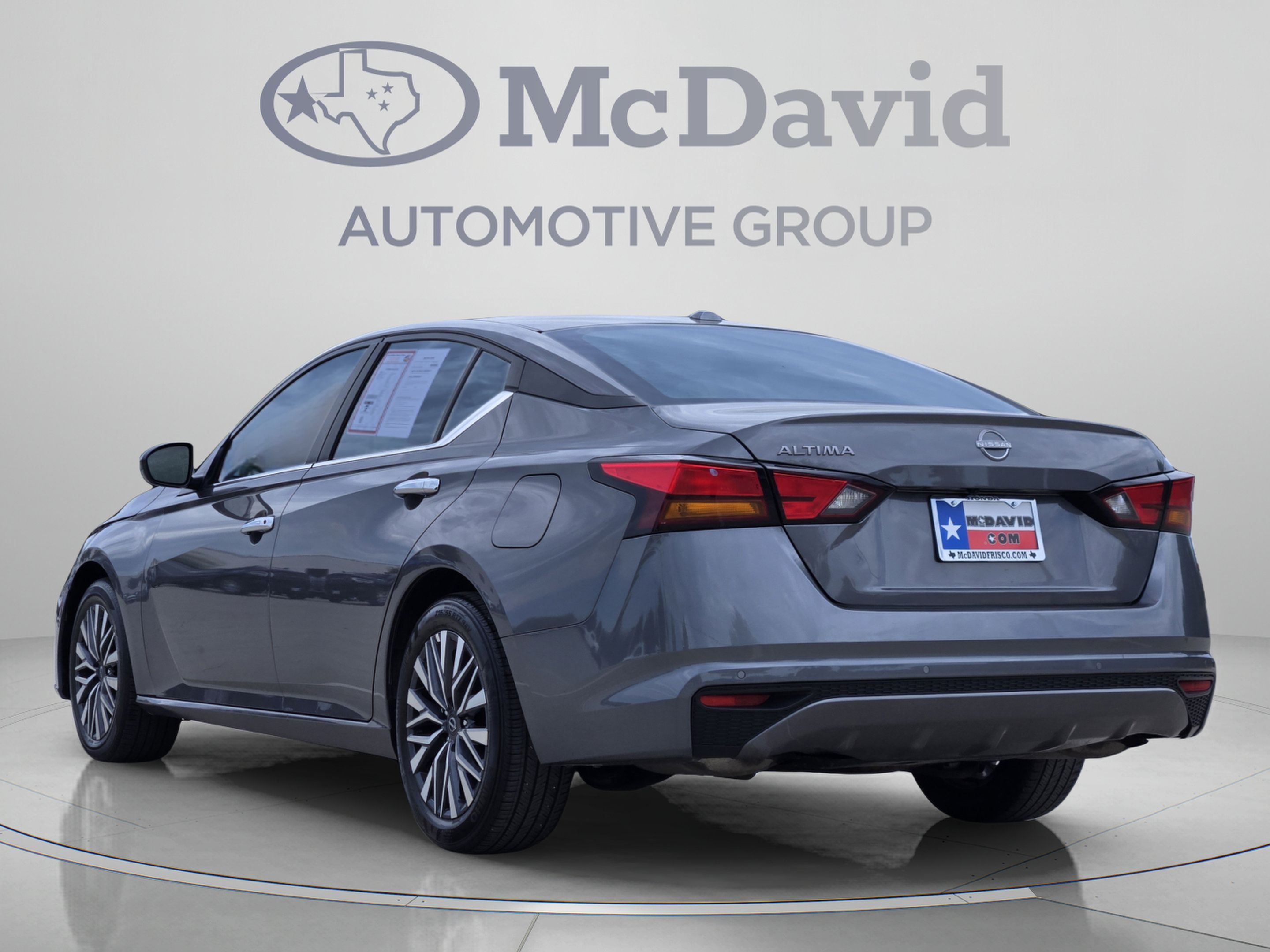 Used 2025 Nissan Altima 2.5 SV FWD image 4