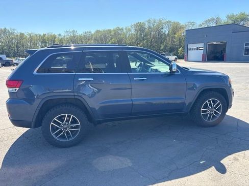 Used 2020 Jeep Grand Cherokee Limited AWD/4WD image 9