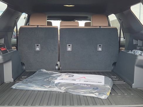 New 2026 Toyota 4Runner Limited AWD/4WD image 19