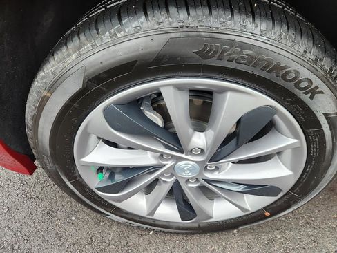 Used 2023 Buick Encore GX Select w/ Sport Touring Package image 9