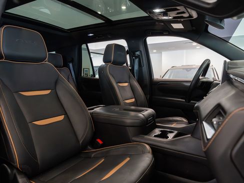 Used 2023 GMC Yukon AT4 w/ AT4 Premium Plus Package image 12