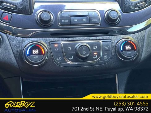 Used 2018 Chevrolet Impala Premier FWD image 28