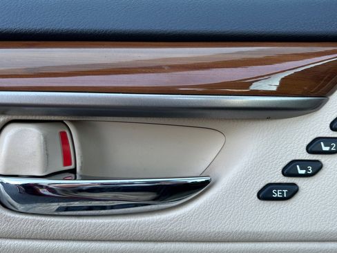 Used 2013 Lexus ES 300h ES 300h Sedan 4D image 42