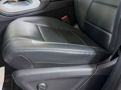 Certified 2021 Mercedes-Benz GLS 450 4MATIC image 23