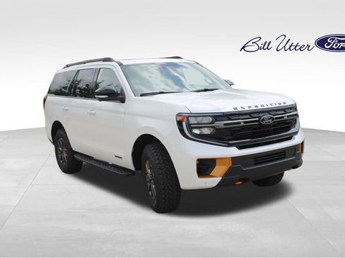 New 2026 Ford Expedition Tremor AWD/4WD image 2