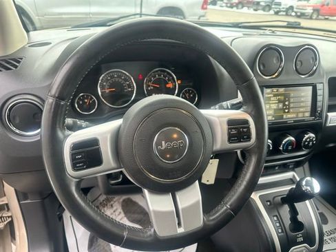 Used 2017 Jeep Compass High Altitude image 19