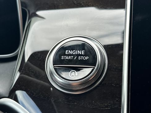 New 2026 Mercedes-Benz GLC 300 4MATIC image 23