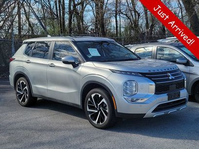 Used 2024 Mitsubishi Outlander SE