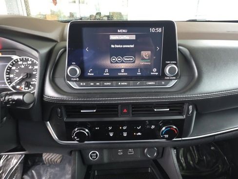 Used 2021 Nissan Rogue S image 26