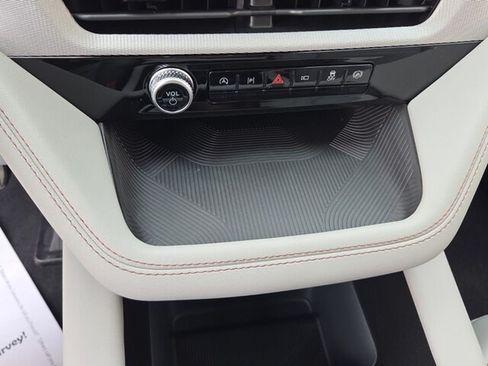 New 2026 Ford Explorer Active w/ Active Comfort Package RWD image 22