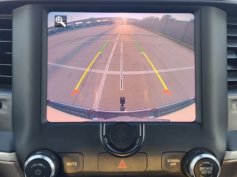 Used 2020 RAM 1500 Laramie image 19