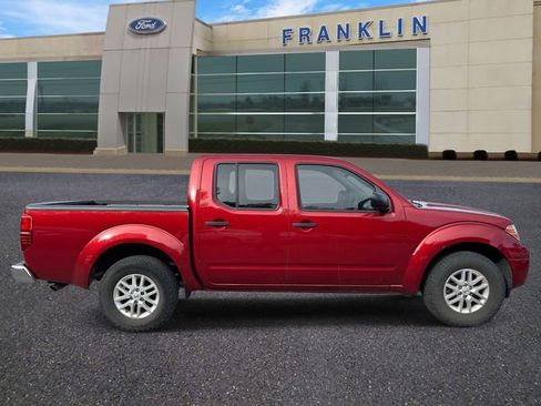 Used 2018 Nissan Frontier SV w/ Value Truck Package image 8