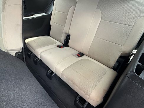Used 2023 Chevrolet Traverse LS w/ Safety Package FWD image 11