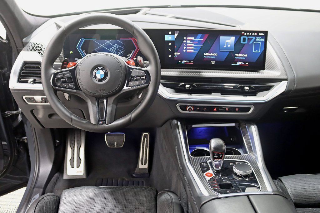 Used 2023 BMW XM AWD/4WD image 12