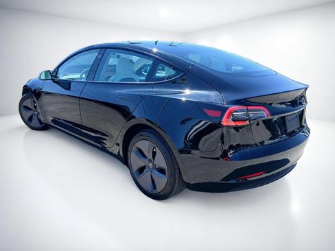 Used 2023 Tesla Model 3 Standard Range RWD image 4