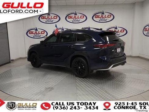 Used 2025 Toyota Highlander XSE image 6