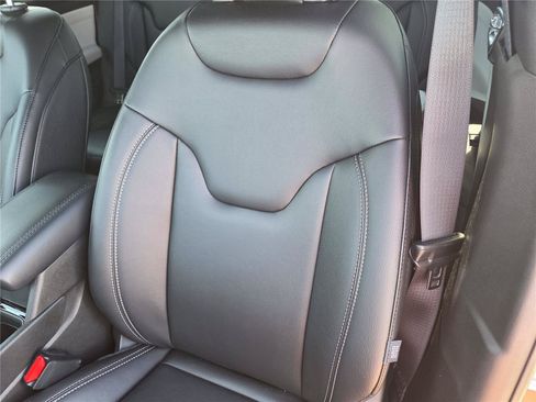 New 2026 Jeep Compass Limited AWD/4WD image 18