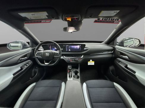 Used 2025 Buick Envista Preferred w/ Convenience I Package image 26