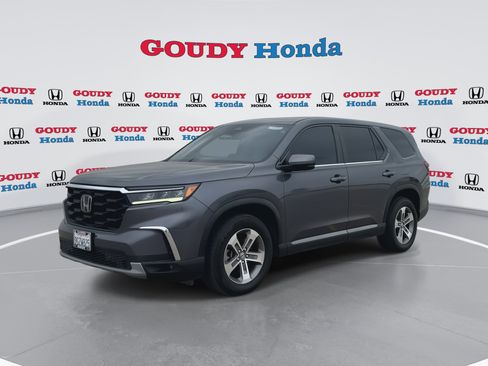 Certified 2023 Honda Pilot EX-L image 4