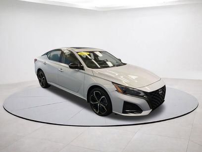 Used 2023 Nissan Altima 2.5 SR w/ SR Premium Package