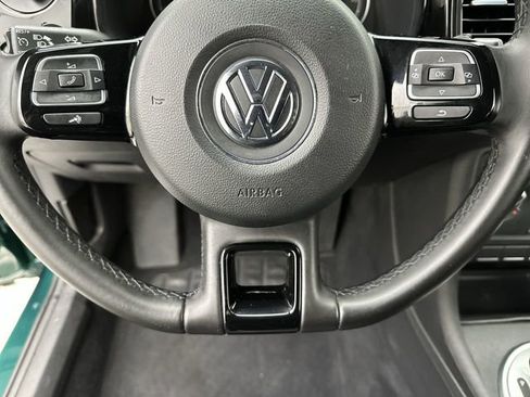 Used 2018 Volkswagen Beetle 2.0T S image 15