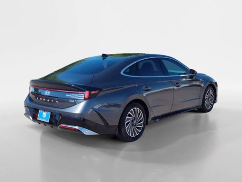 New 2025 Hyundai Sonata Limited image 5